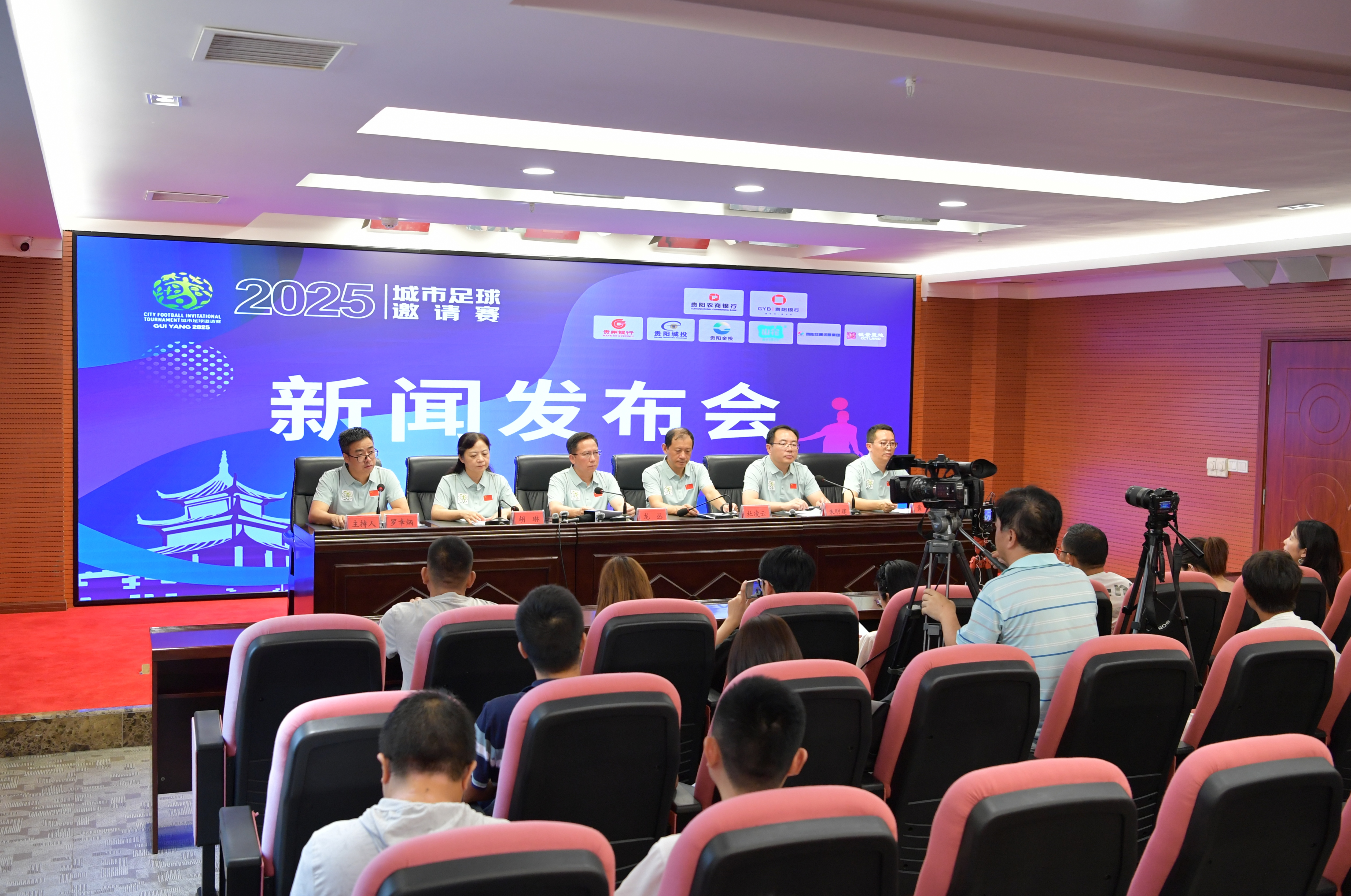 LPL战队时隔1087天再次在世界赛上战胜T1战队